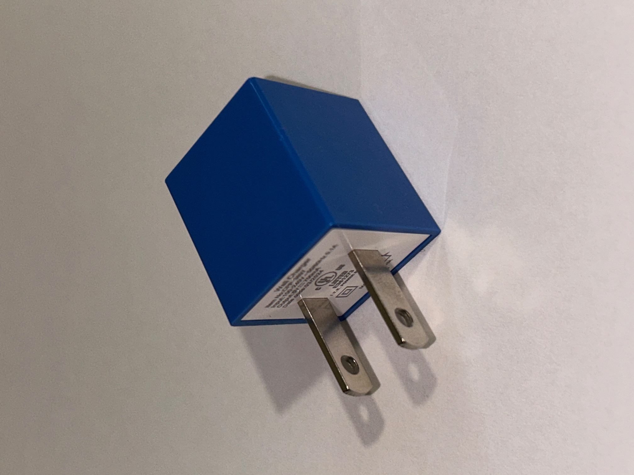A different angle of the cube that better displays the white front face for future reference use in Blender
